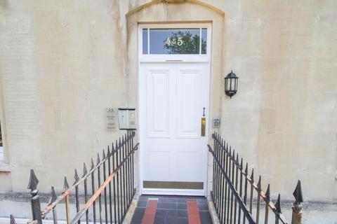 2 bedroom flat for sale, Royal Crescent*Ground Floor Flat*2 Garden Areas*Allocated Parking*
