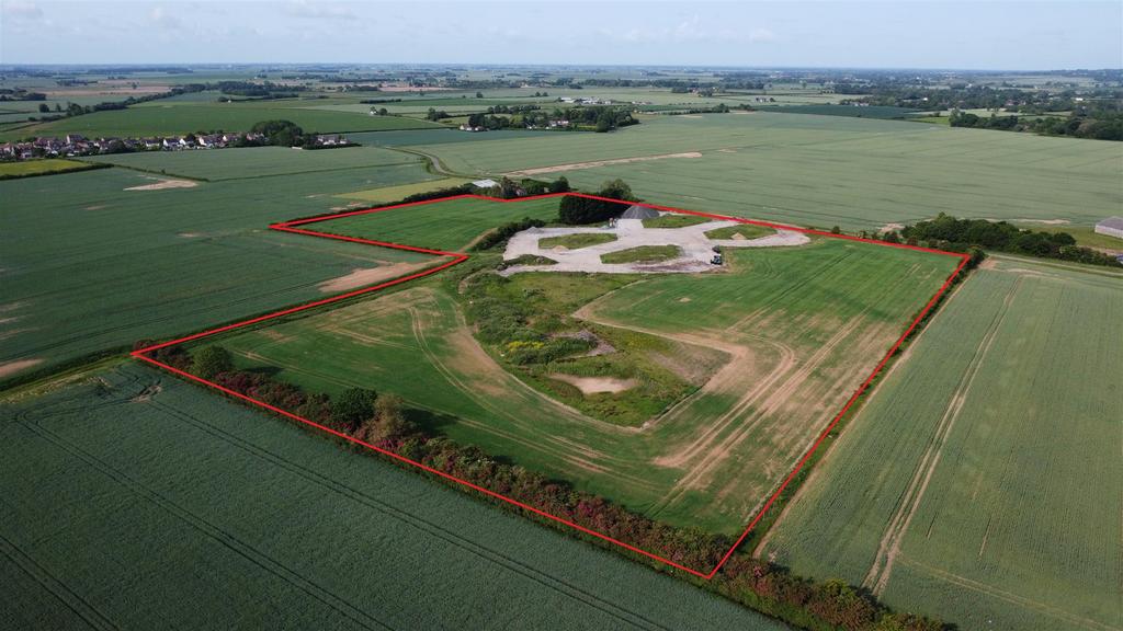 17.72 Acres - Firsby