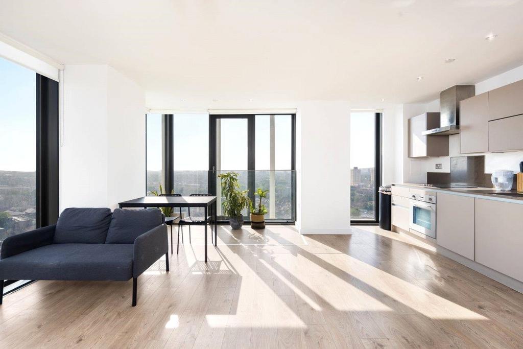 Living Room/Kitchen