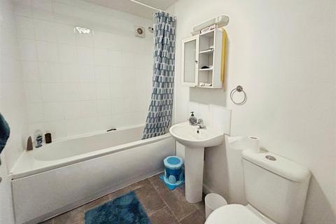 1 bedroom flat for sale, New Street, Herne Bay
