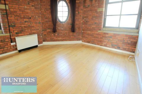 2 bedroom flat to rent, Silens Works 29 Peckover Street, Bradford, BD1