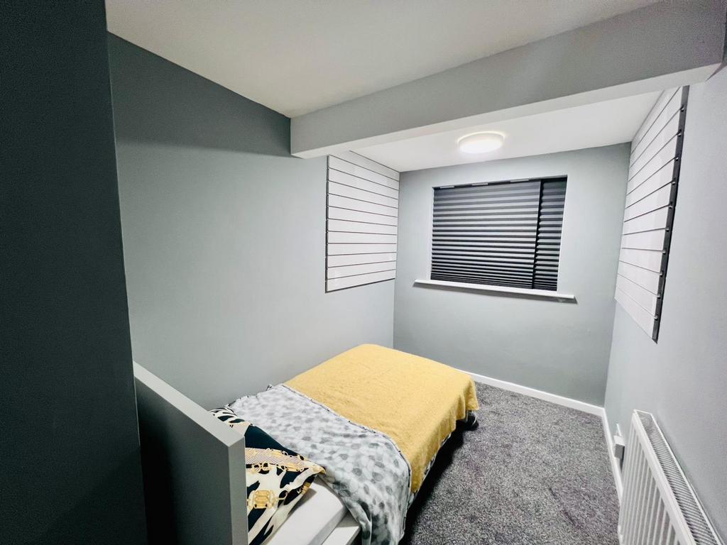 Bedroom3.jpg