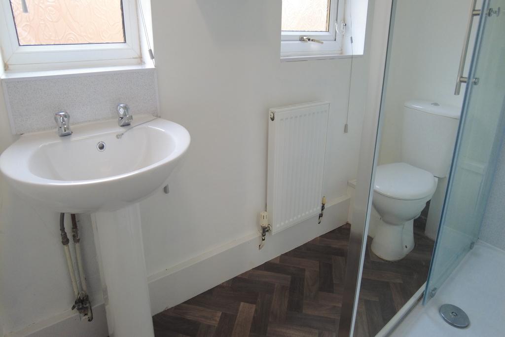 Bathroom-1.jpg