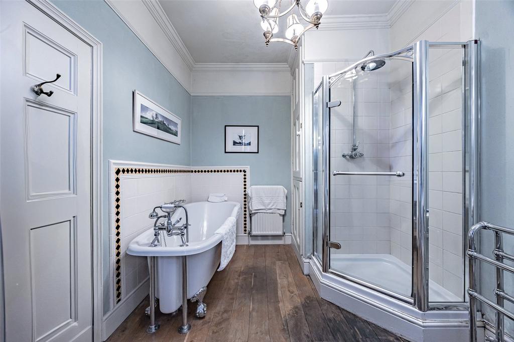 Ensuite