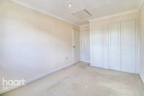 5 Brooke Grove, Ely, CB6 3WT