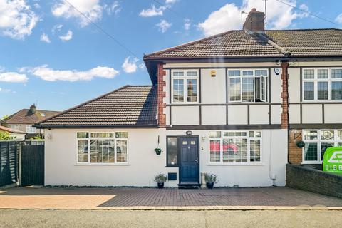 Blindmans Lane, Cheshunt, Hertfordshire, EN8 9DN