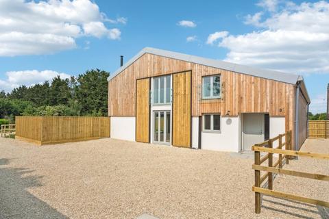 Deer Barn, Oxford Road, Burford, Oxfordshire, OX18