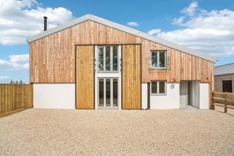 undefined, Deer Barn, Oxford Road, Burford, Oxfordshire, OX18