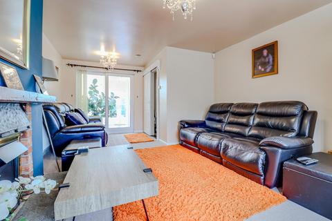 undefined, Kings Drive, Leicester Forest East, LE3