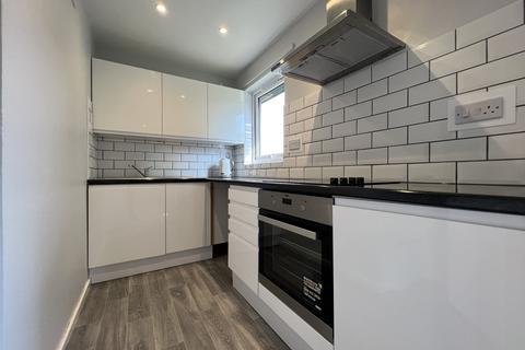 Studio for sale, 66 Wyatt Road, Crayford, Dartford