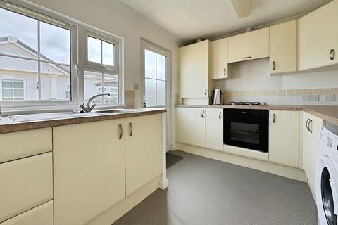 2 bedroom park home for sale, Morfa Ddu, St James Drive, Prestatyn, Denbighshire LL19 8EX