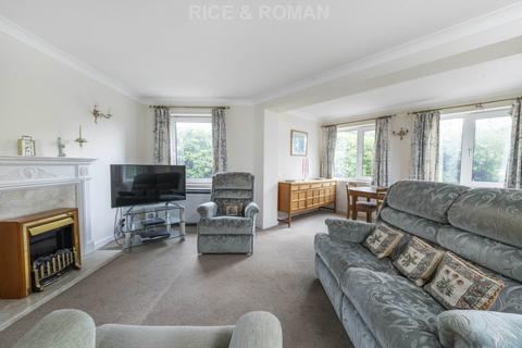 2 bedroom retirement property for sale, Salisbury Road, Worcester Park KT4