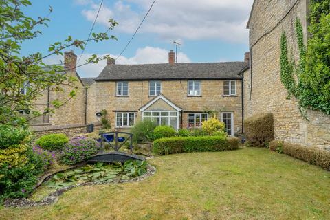 3 bedroom cottage for sale, Castle Road, Wootton, OX20