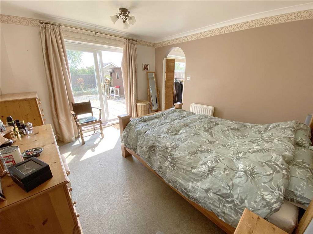 Bedroom 1: