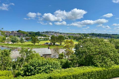 10 Fernleigh Gardens, Wadebridge, PL27 7JL
