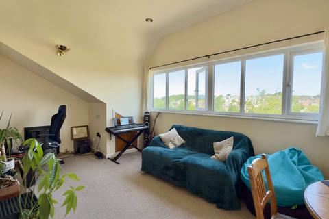 10 Fernleigh Gardens, Wadebridge, PL27 7JL