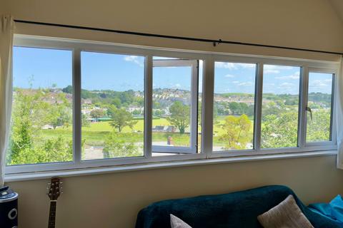 10 Fernleigh Gardens, Wadebridge, PL27 7JL