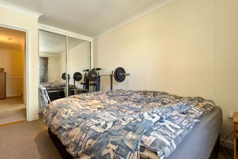10 Fernleigh Gardens, Wadebridge, PL27 7JL