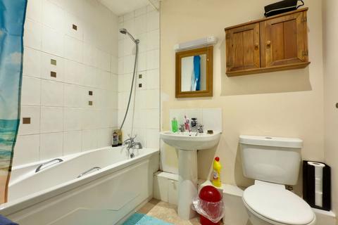 10 Fernleigh Gardens, Wadebridge, PL27 7JL