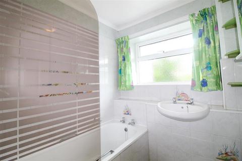 2 bedroom terraced house to rent, Grange Road, Dacre Banks