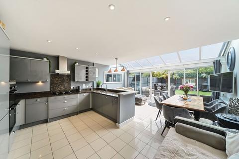 undefined, Collard Close, Kenley CR8