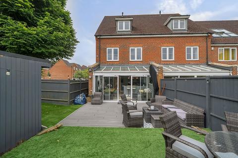 undefined, Collard Close, Kenley CR8
