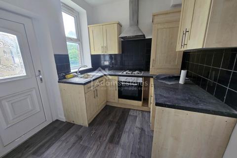 3 bedroom terraced house for sale, Bretton Street, Dewsbury