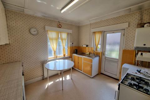 3 bedroom semi-detached bungalow for sale, Mount Grace Road, Potters Bar