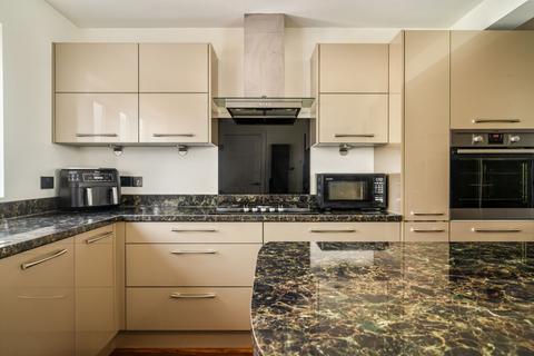 5 bedroom detached house for sale, Green View,  Town Street, Gildersome