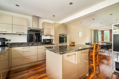 5 bedroom detached house for sale, Green View,  Town Street, Gildersome