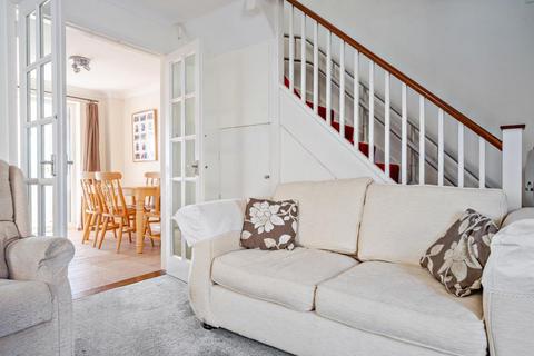 21 Chestnut Close, Brize Norton, Carterton, OX18 3YN