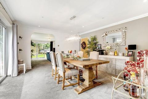 5 bedroom detached house for sale, Cherry Garden Lane, Danbury CM3