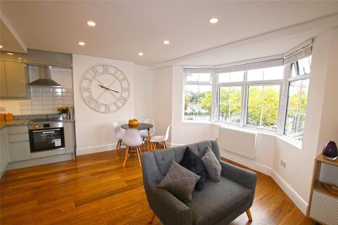 Flat 1, 11 - 13 Old Woking Road, West Byfleet, KT14 6LW