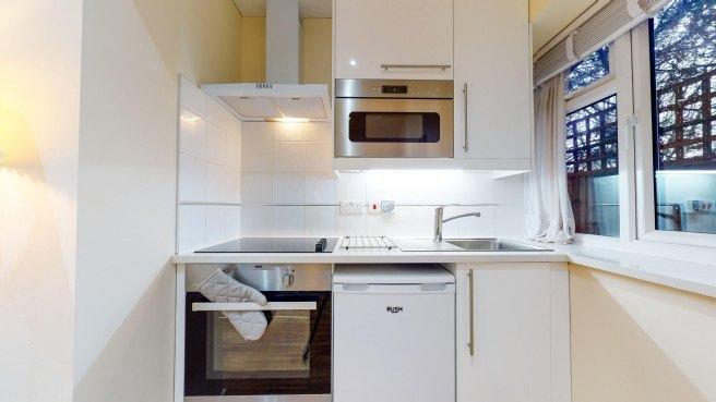 Chatsworth-road-nw2-4bh-981552