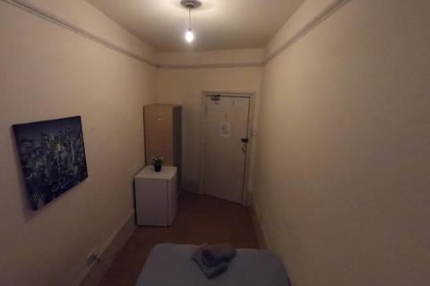 1 bedroom flat to rent, Anson Road