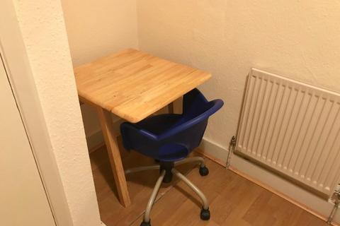 1 bedroom flat to rent, Anson Road