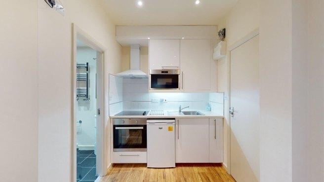 Chatsworth-road-nw2-4bh-981590