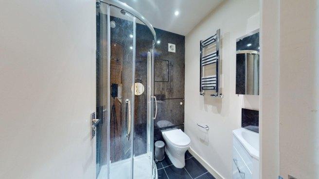 Chatsworth-road-nw2-4bh-981587
