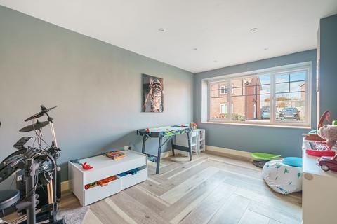 4 bedroom detached house for sale, Rhodes Way, Billingshurst, RH14