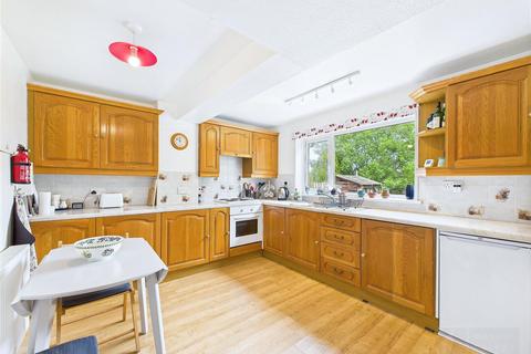 Rosewood, 2 The Square, Tomintoul, Ballindalloch, AB37 9ET