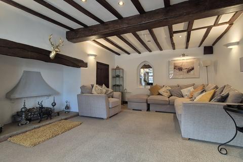 undefined, Oxford Street, Southam, CV47