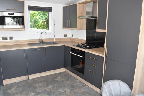 2 bedroom park home for sale, Lyndale Park, School Croft, Brotherton