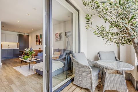 Flat 507, Ardens Building, 7 Wyke Road, London, E3 2ZQ