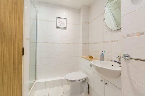1 bedroom flat to rent, Alders Close, Aldersbrook, London, E11
