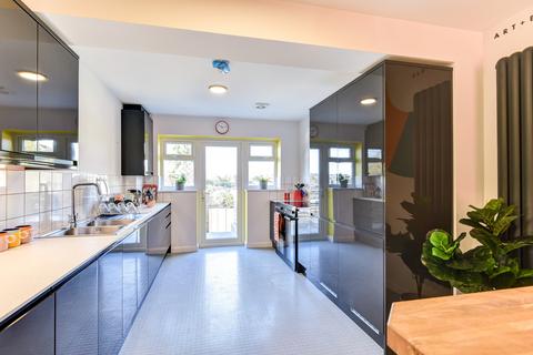 1 bedroom house of multiple occupation to rent, Auckland Drive, Brighton BN2
