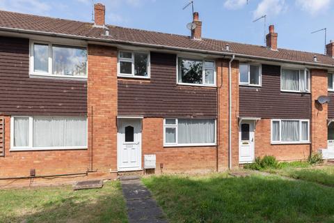 9 Caernarvon Close, Cheltenham, GL51 3LQ