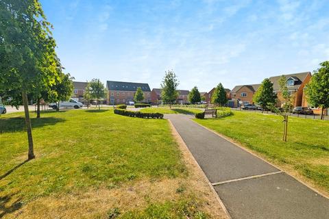 12 Teal Drive, Sandbach, CW11 3JT