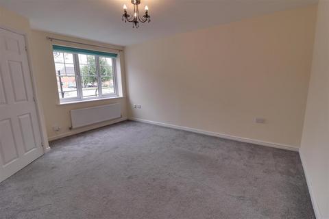 12 Teal Drive, Sandbach, CW11 3JT