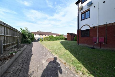 65 Pascal Way, Letchworth Garden City, SG6 1DL
