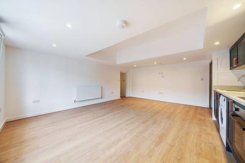 2 bedroom flat to rent, Kings Street, Maidstone, ME14